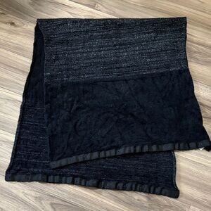 Stella & Dot Black Infinity Snap on Scarf